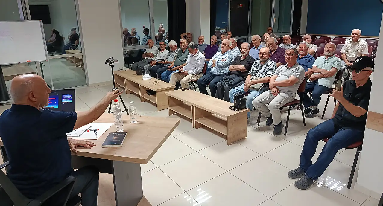 'Evren'in Yaratılışı ve Kur'an' adlı kitabın yazarı Ziyaeddin Güneş: Akletmek farzdır