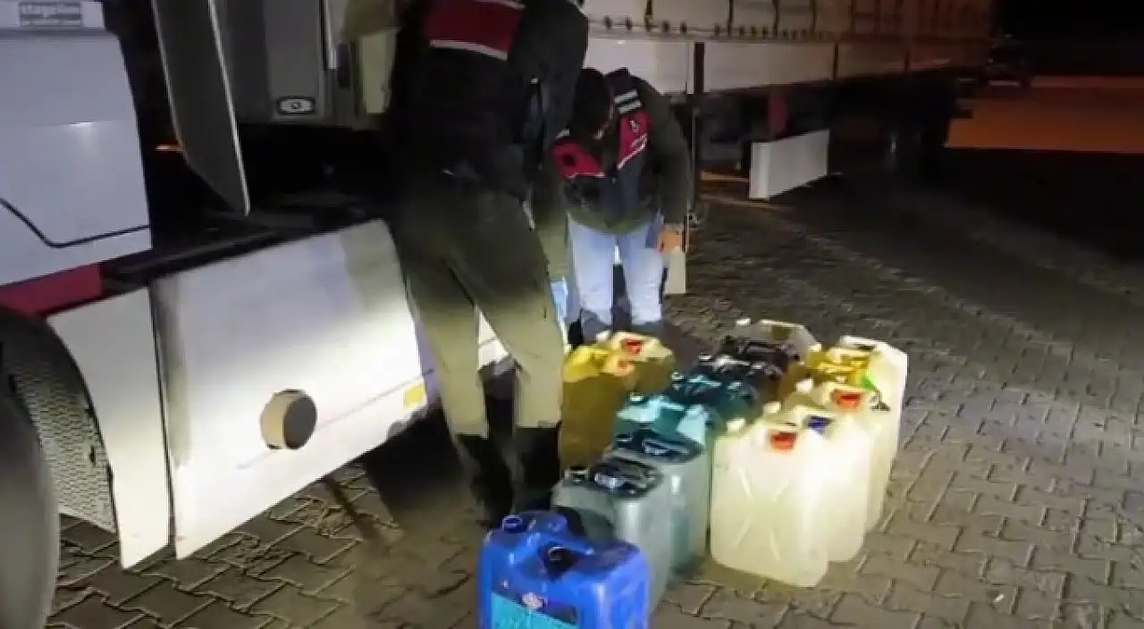 Bakan Yerlikaya duyurdu: Kilolarca uyuşturucu ele geçirildi