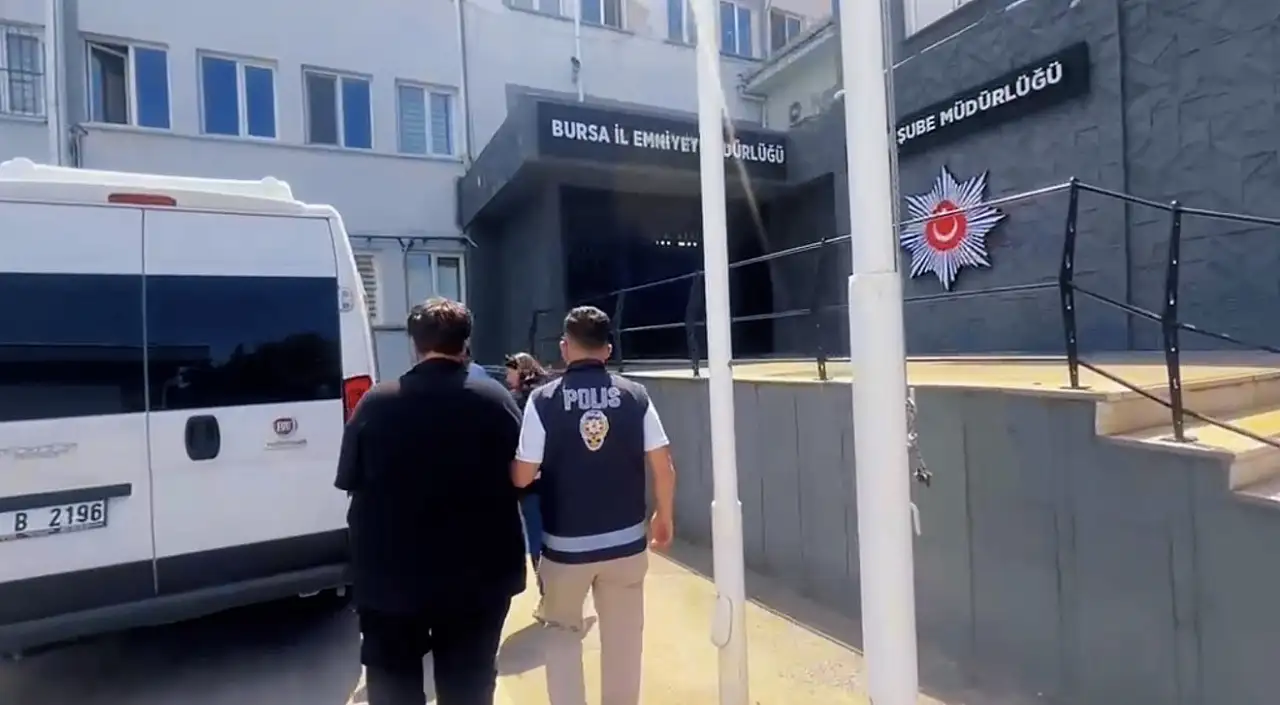 Telefonunuza bu mesaj gelirse sakın inanmayın: Milyonluk dolandırıcılık şebekesine darbe