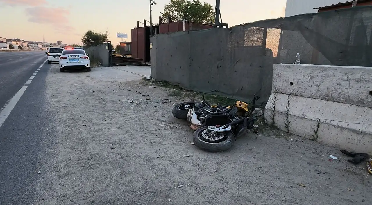 Yeni motosikletiyle çıktığı yolculuk yarım kaldı! 22 yaşındaki genç kurtarılamadı