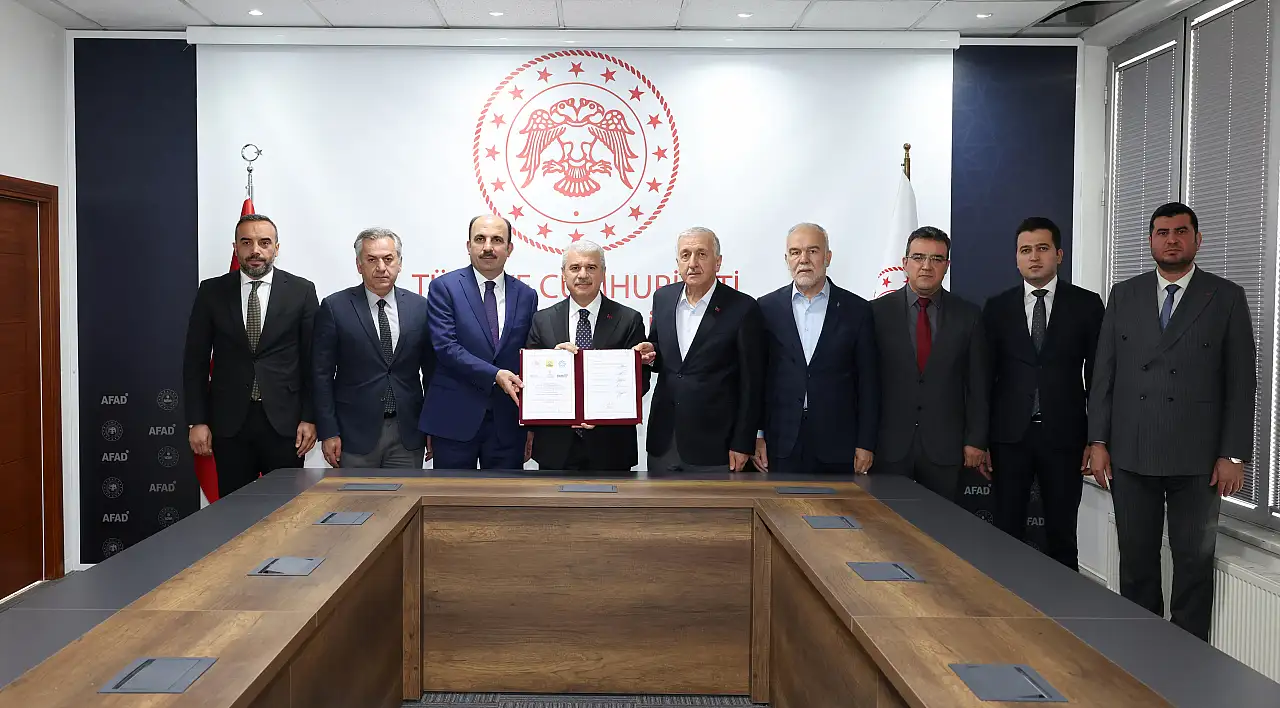 Konya'da gençlere kariyer köprüsü: İmzalar atıldı