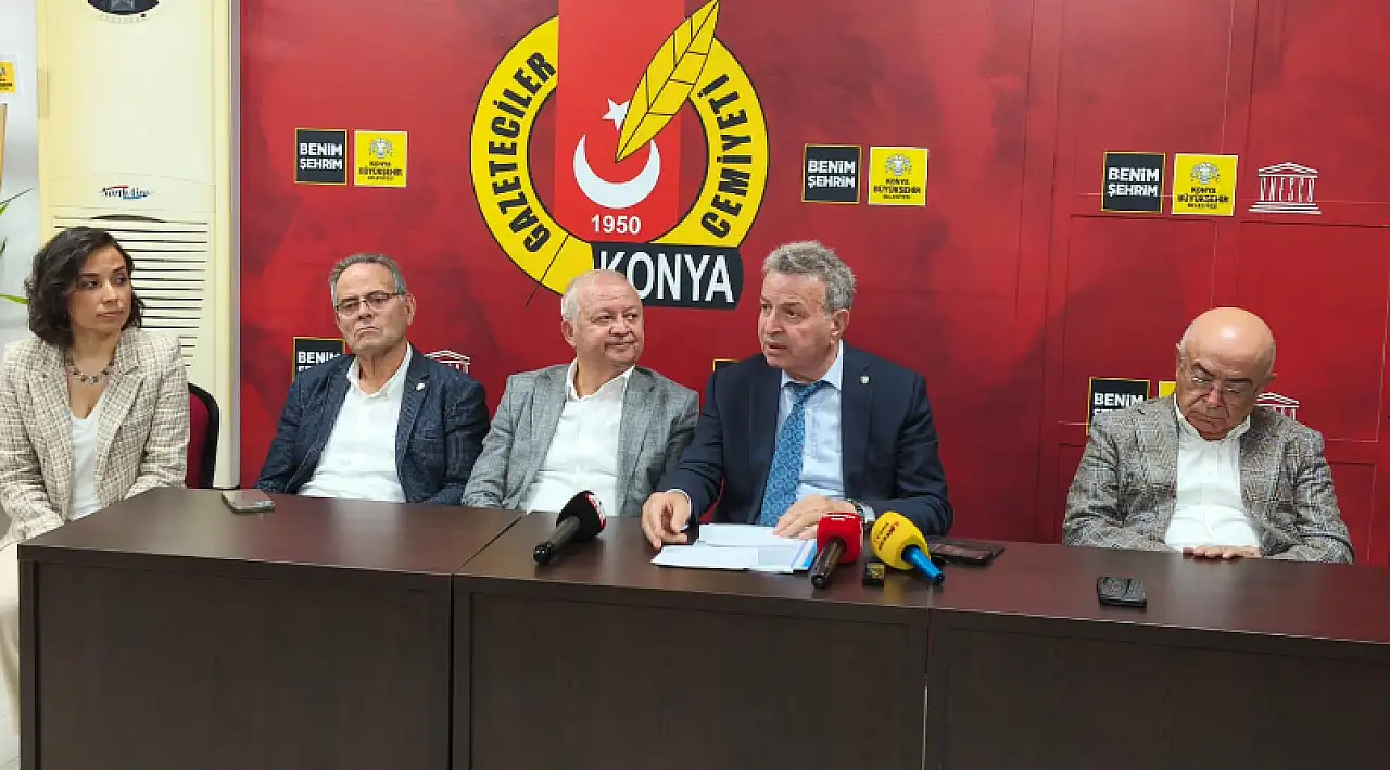 İstanbul Konyalılar Derneği Konya'da Basın Toplantısı Düzenledi