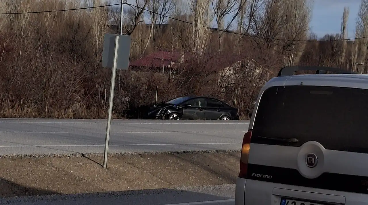 Konya'da peş peşe kaza! Yaralılar var
