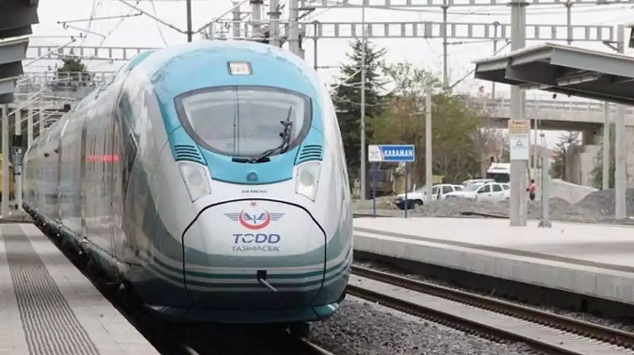 Bakan Uraloğlu müjdeyi verdi! Konya'da ulaşımda '40 dakika' detayı...