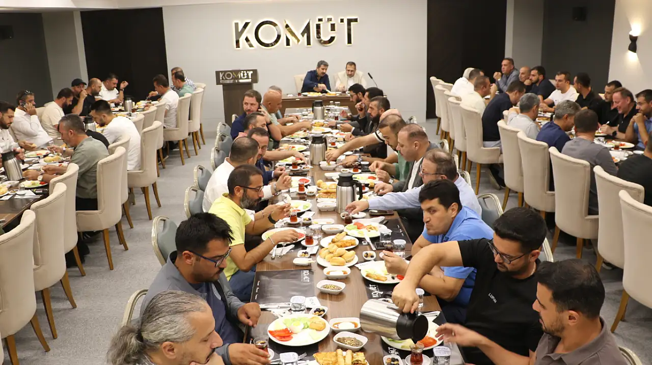 KOMÜT üyeleri, istişare toplantısında bir araya geldi!