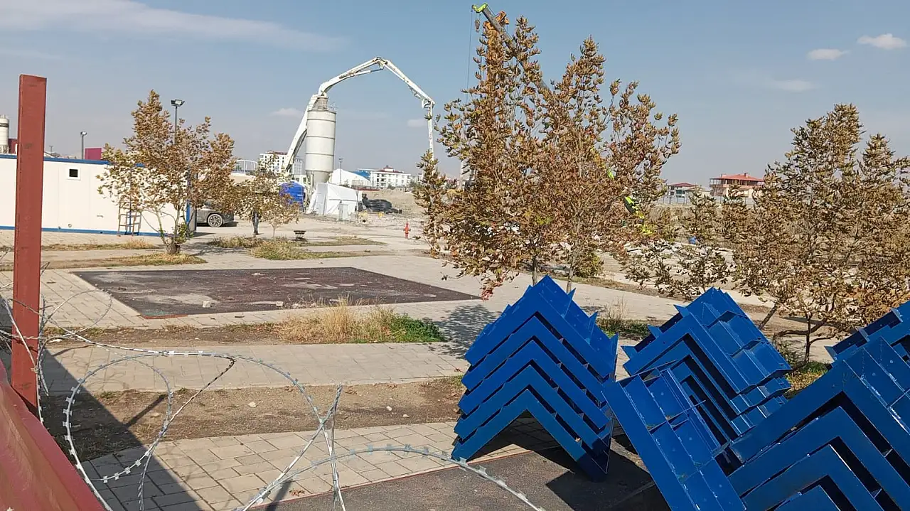 Şehir hastanesi inşaatında iş kazası: 1 işçi yaralandı