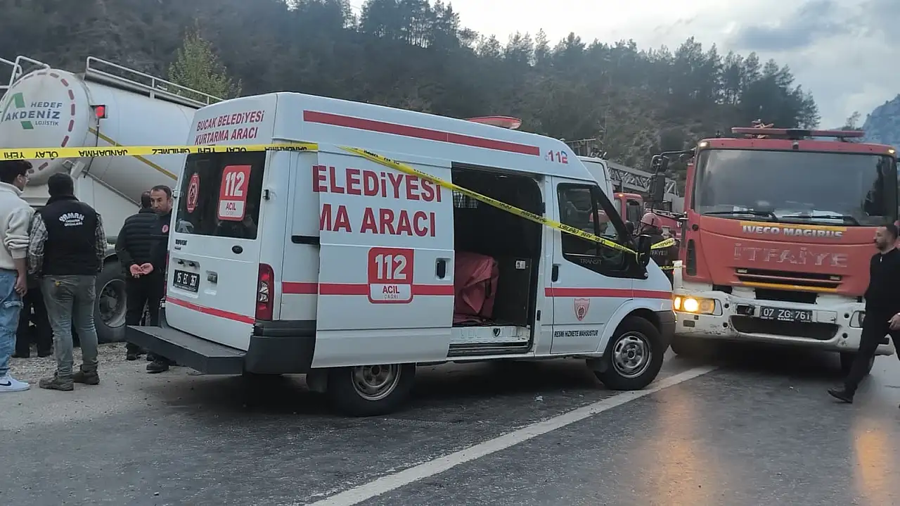 Konya'ya komşu ilde katliam gibi kaza: 7 kişi hayatını kaybetti!