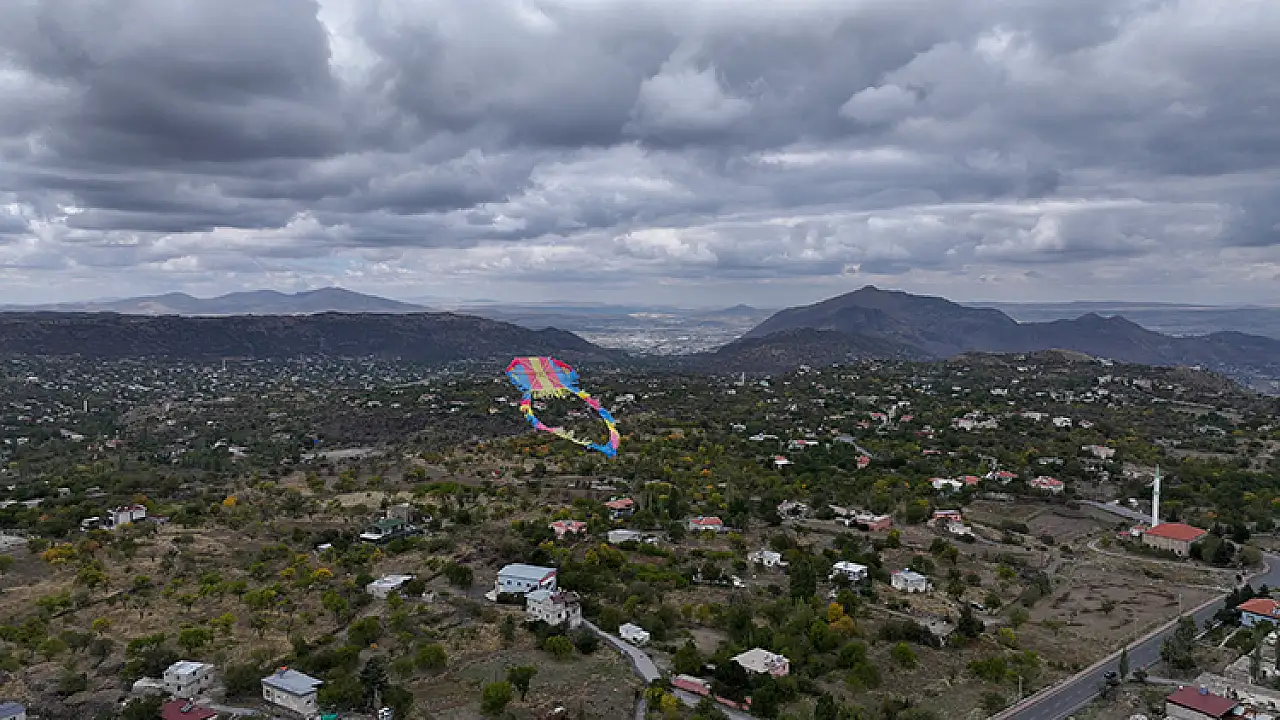 Küçükken gökyüzüne saldığı uçurtmalar ekmek teknesi  oldu!