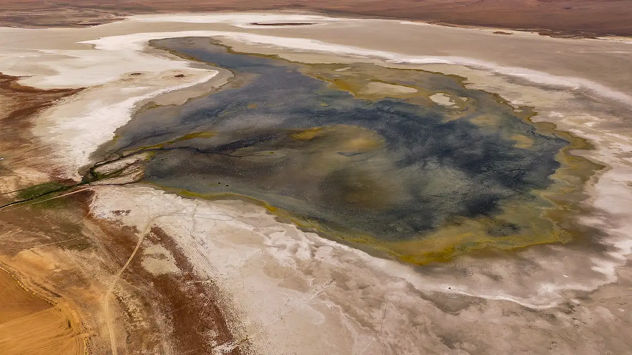 Konya'da o gölün su seviyesi düştü!