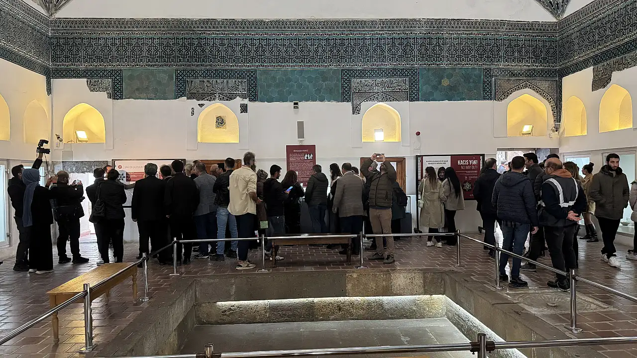 Çatalhöyük'ten yurt dışına kaçırılan heykelcik, yeniden ait olduğu topraklarda