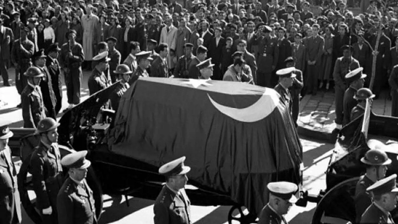 Konya'da hayat saat dokuzu beş geçe durdu!