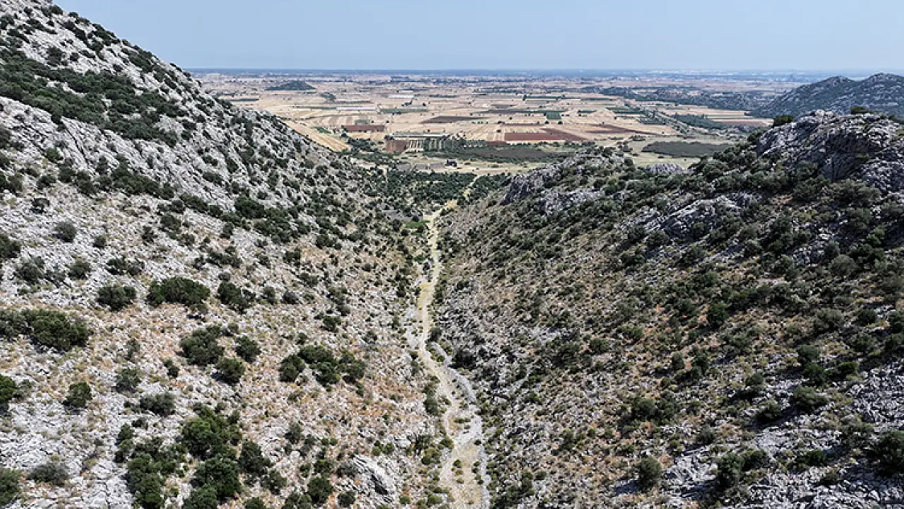 Antalya'da tarihe açılan yol: Antik döşeme yol ziyaretçilerini ağırlıyor