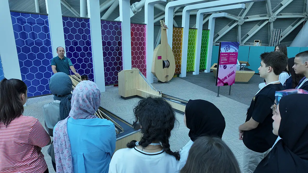 Konya Bilim Merkezi'nde 'Formülsüz Fizik 2.0' projesi hayata geçirildi