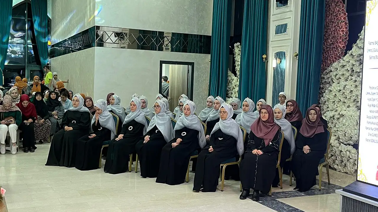 Konya'da 46 hafız için icazet töreni düzenlendi