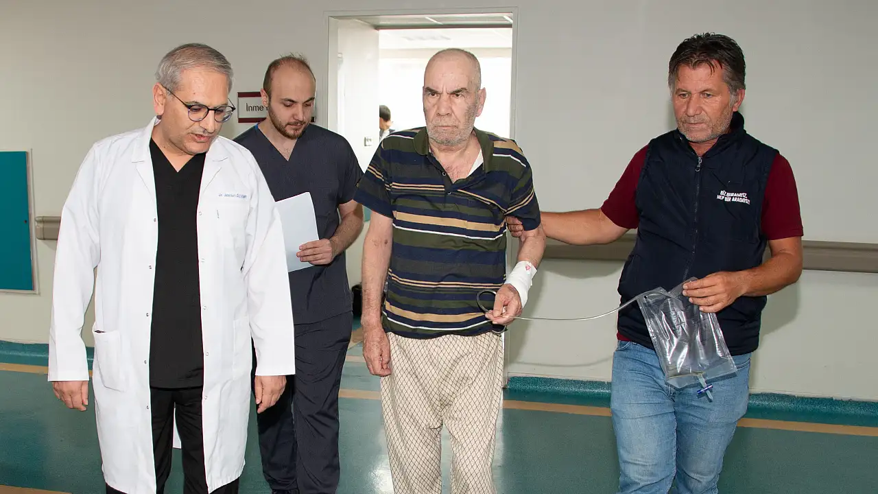 Konya'da nadir başarı: Tıkalı şah damarı açılan hasta sağlığına kavuştu