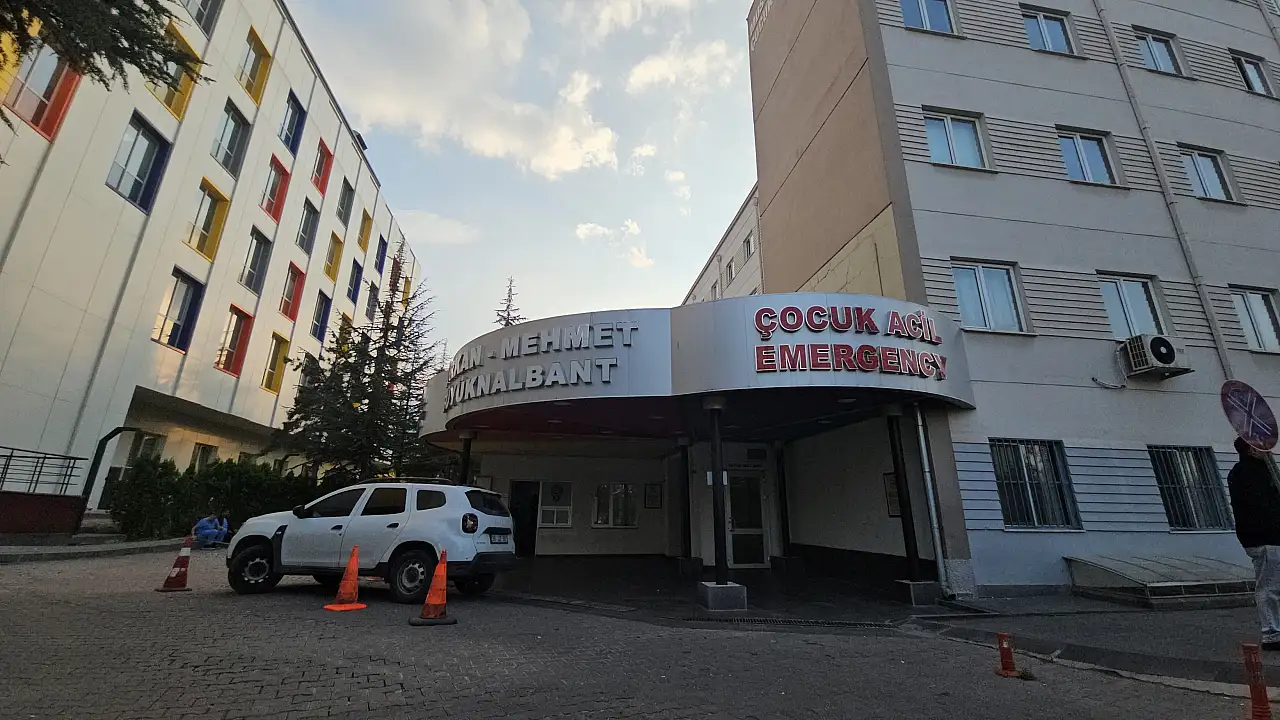 'Sucuk Festivali' kabusa döndü! 80 öğrenci hastaneye kaldırıldı