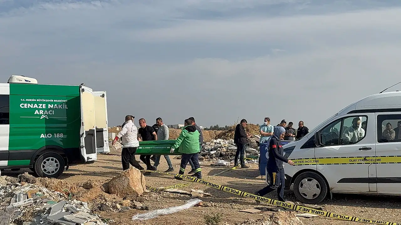 Korkunç olay! Almak istediği çekyatın içinden tuzlanmış ceset çıktı