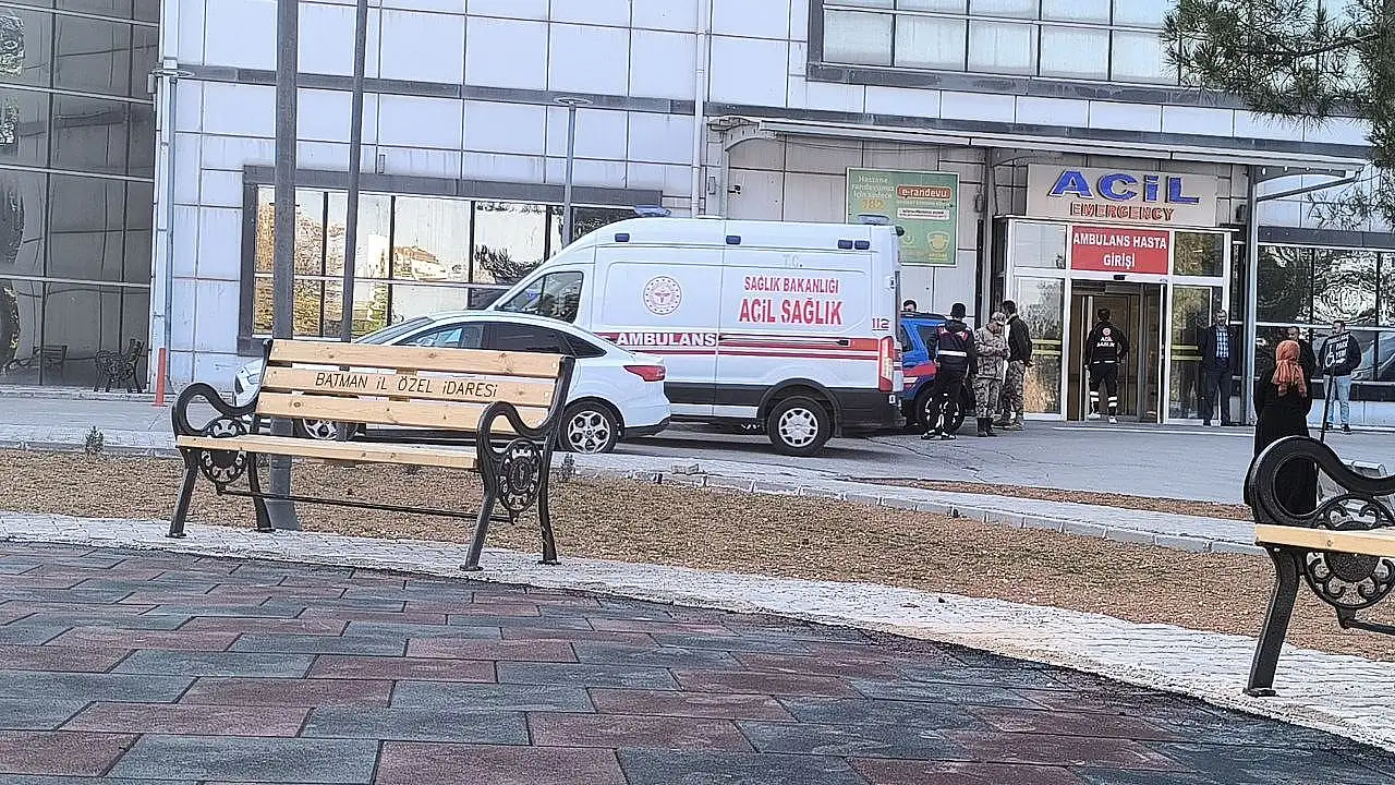 Tarlada traktörün çarptığı küçük İsa kurtarılamadı