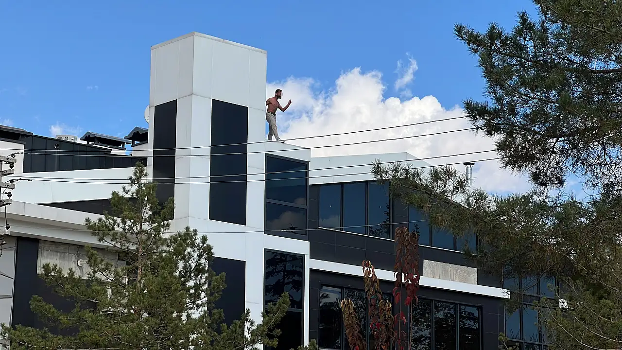 Konya'da 430 bin lirasını alamayan yarı çıplak işçi ekipleri seferber etti
