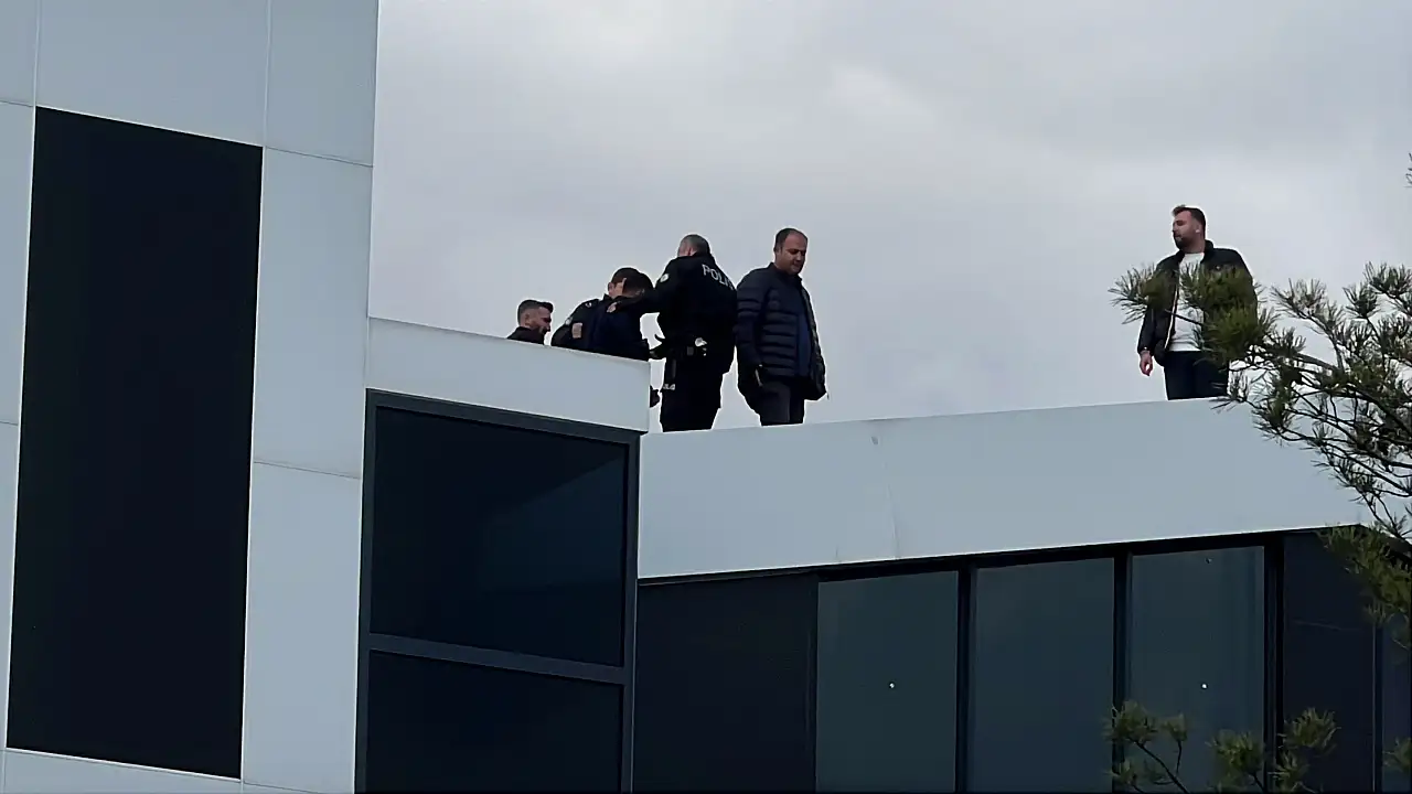 Konya'da 430 bin lirasını alamayan yarı çıplak işçi ekipleri seferber etti