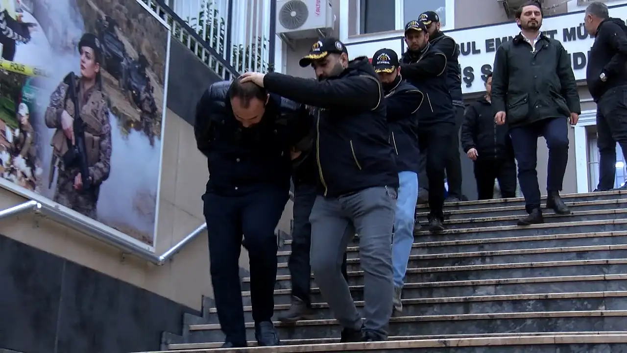 Konya'nın da aralarında olduğu 16 ilde dev operasyon! Sahte 'yatırım danışmanları'na darbe: 68 gözaltı