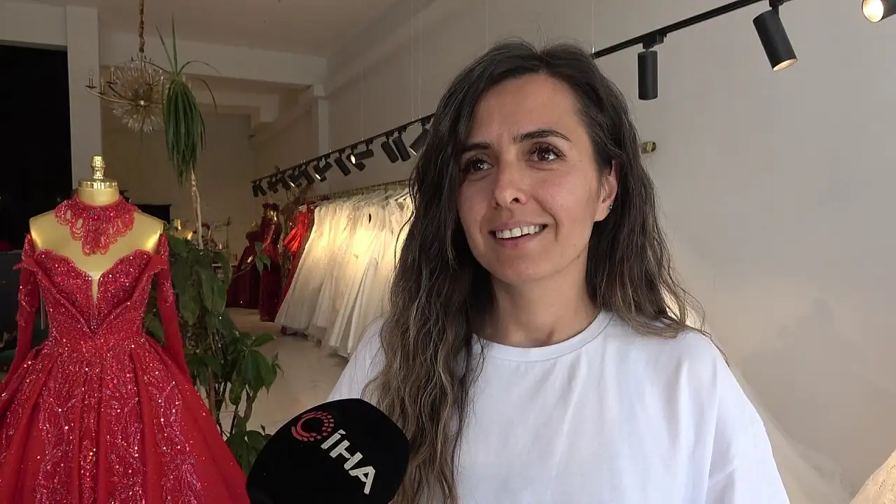 Gökyüzünde ezberbozan görüntü! Onu gören damat aradı