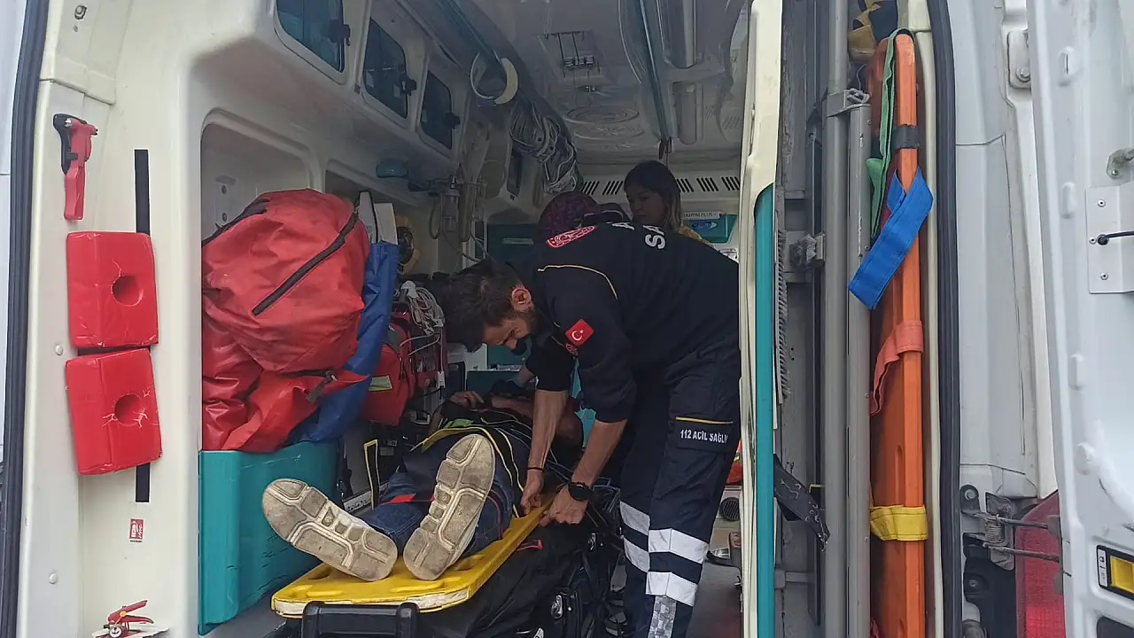 Konya'da otomobil ile motosiklet çarpıştı