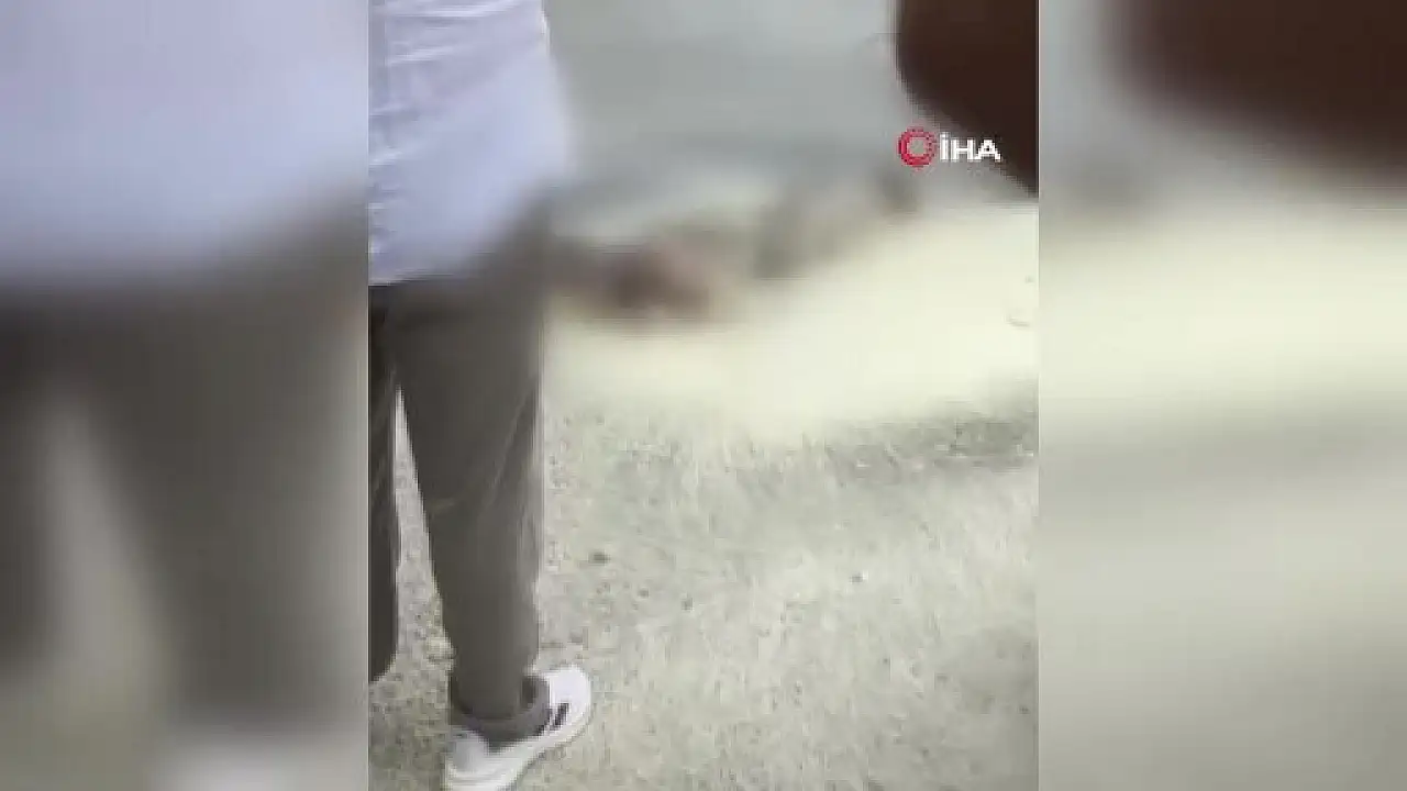 Çarşı merkezinde panik! Üzerine benzin döküp kendini yaktı