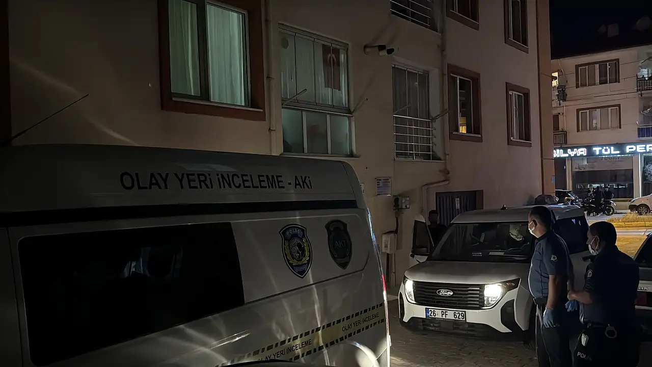 Sokağı saran ağır koku korkunç gerçeği ortaya çıkardı