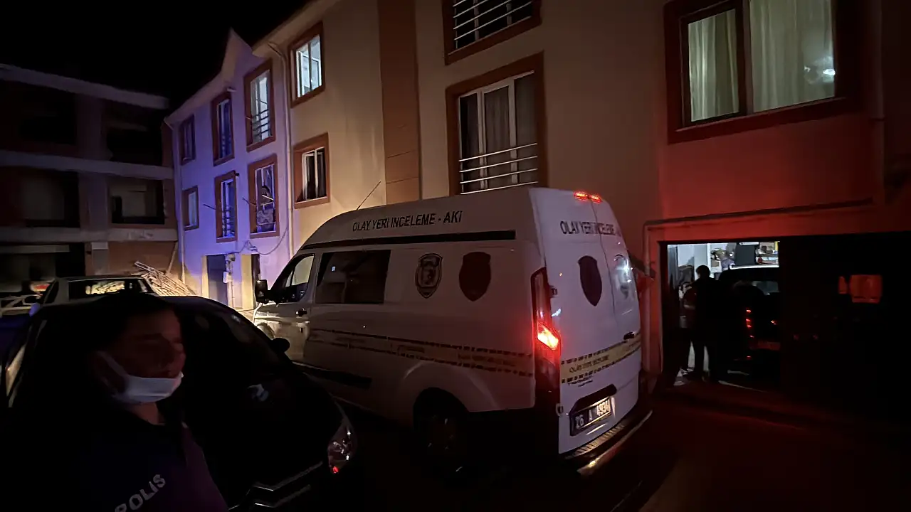 Sokağı saran ağır koku korkunç gerçeği ortaya çıkardı