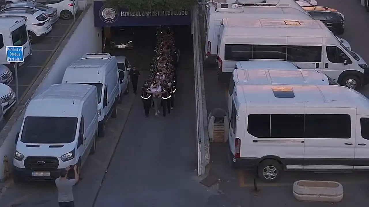 Konya dahil 12 ilde nefes kesen operasyon! Kırmızı bültenli suç örgütlerine darbe