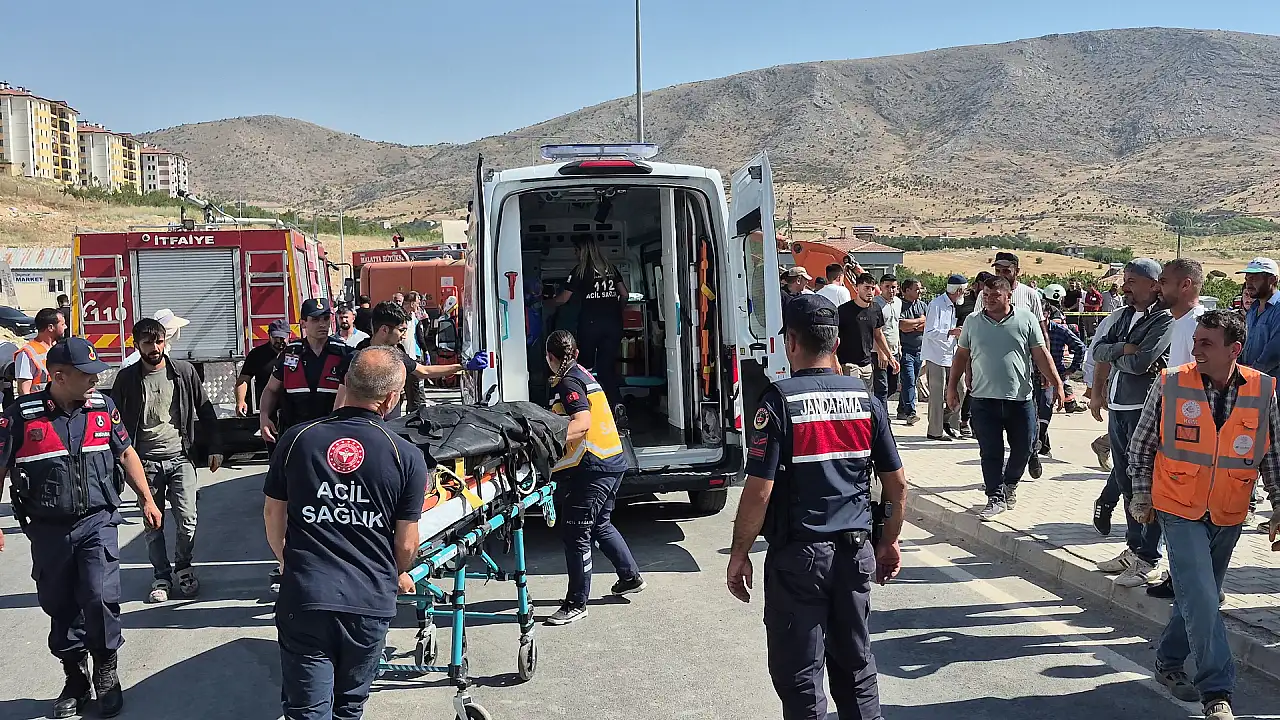 Altyapı çalışmasında facia! Göçük altında kalan 2 işçi hayatını kaybetti