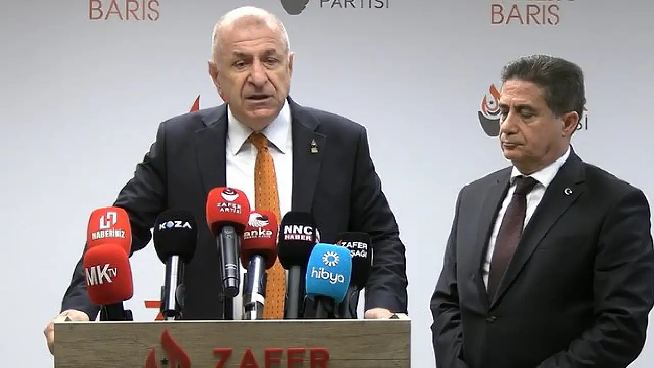 Mustafa Ertekin kimdir? Mustafa Ertekin Zafer Partisi'ne mi geçti? Mustafa Ertekin milletvekili mi?