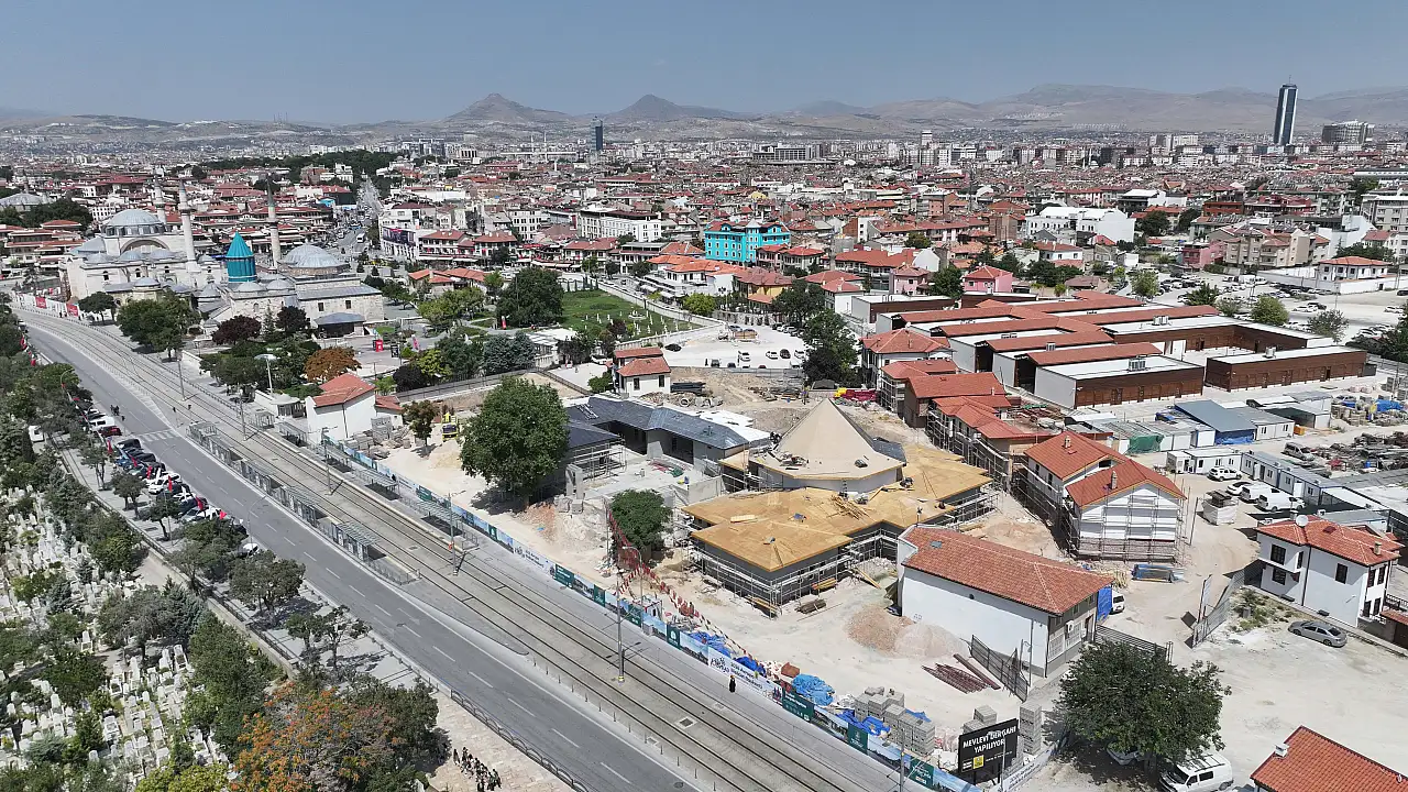 Konya'nın manevi kalbine yeni soluk: Yüzde 45'i tamamlandı