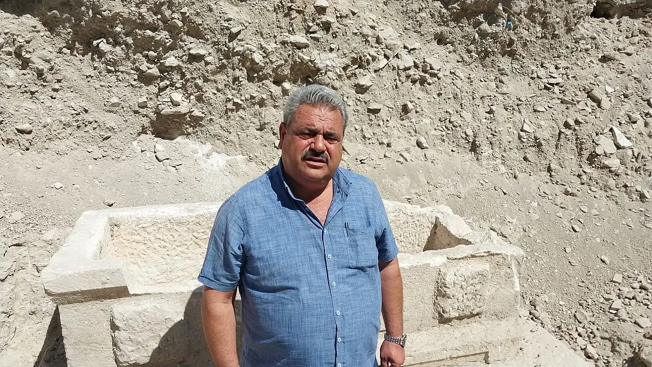 Sağlık merkezi inşaatında tarihi sürpriz! Kepçe vurunca ortaya çıktı, çalışmalar durdu