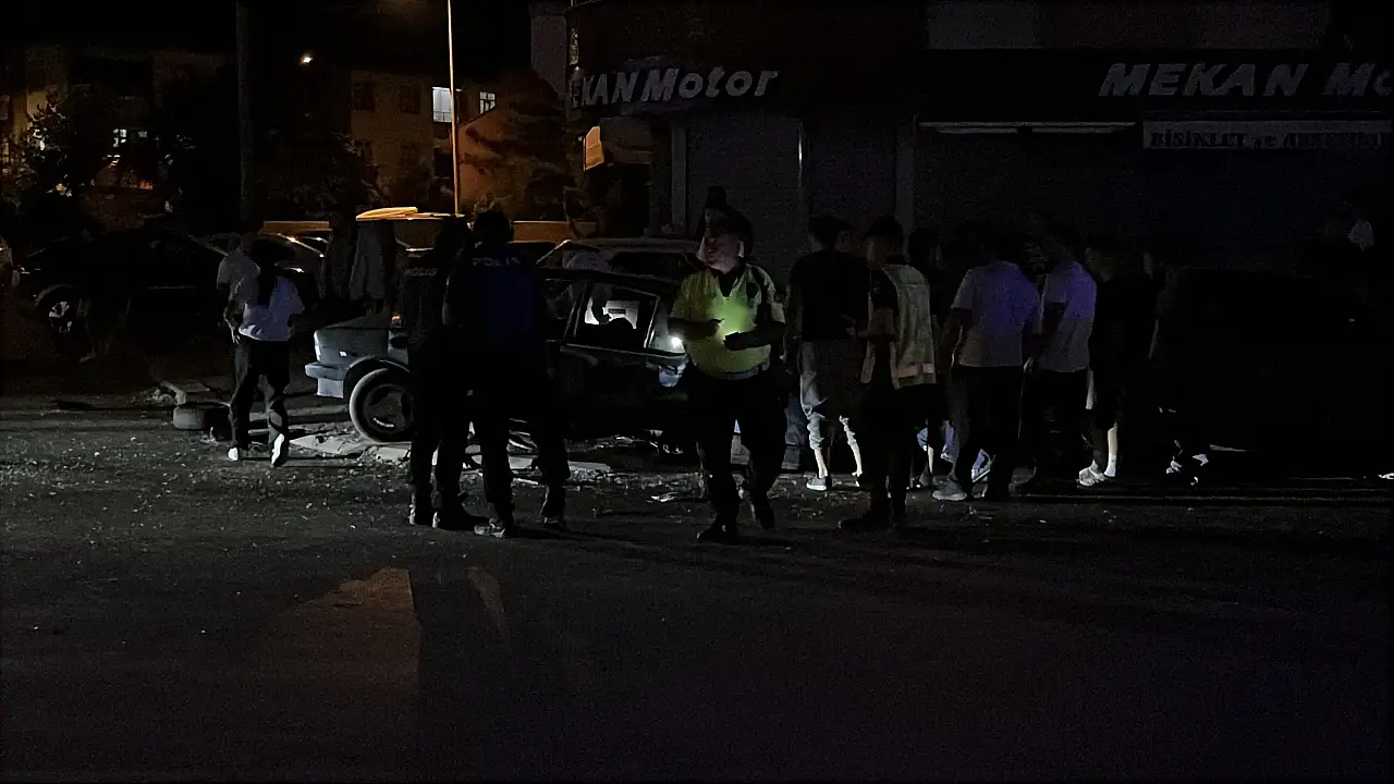 Konya'da feci çarpışma: 6 kişi hastaneye kaldırıldı
