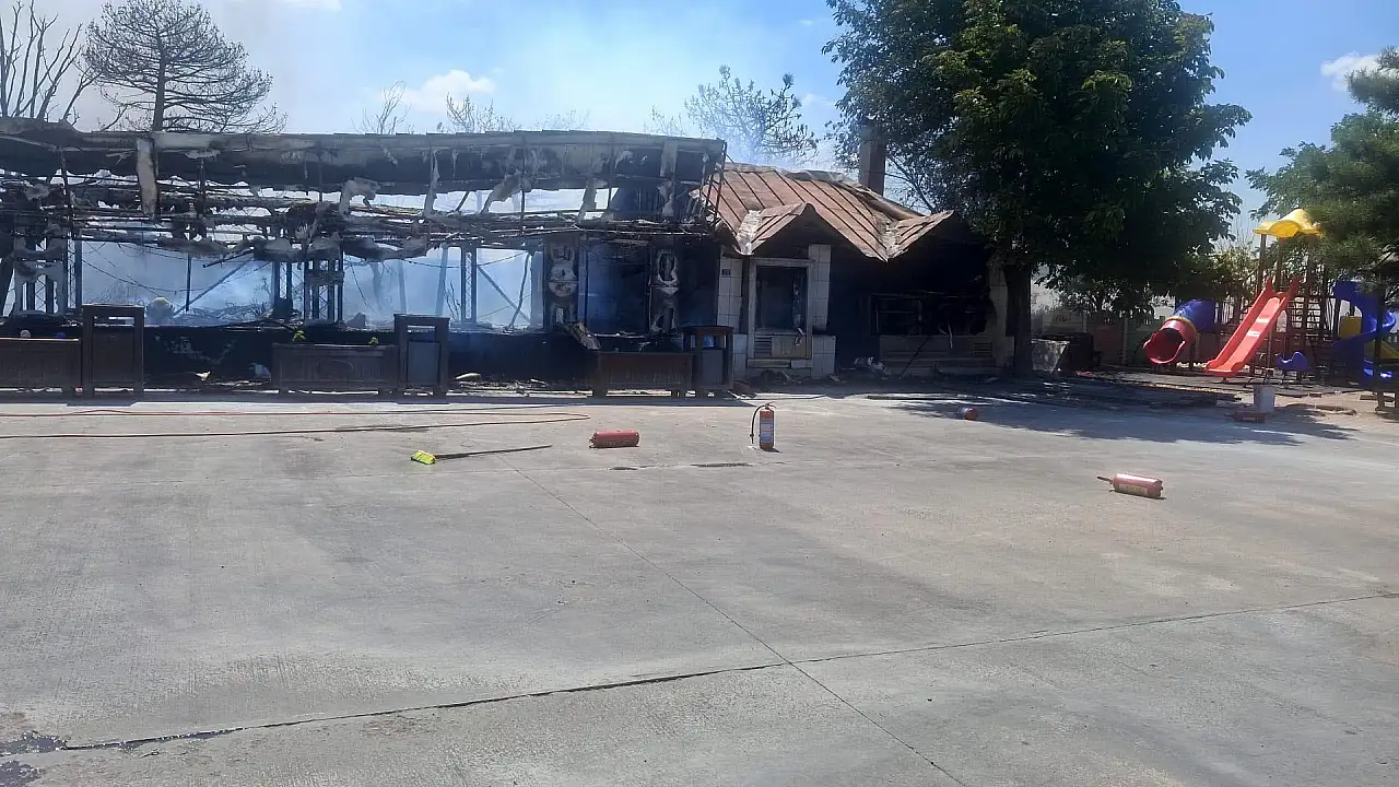 Konya'da dinlenme tesisinde korku dolu anlar! Alevler restoranı sardı