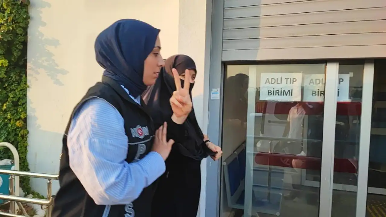 Semra Kuytul kimdir? Alparslan Kuytul eşi kimdir? Semra Kuytul hoca mı? Semra Kuytul çocukları kimler?