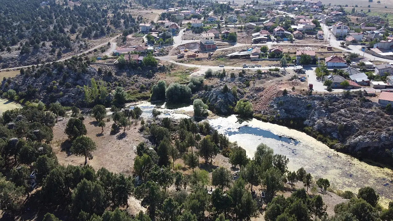Milyonların gözü o yuvalardaydı: Leylekler vedasını etti, Beyşehir sessizliğe büründü!