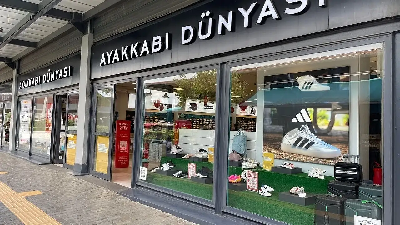 Mehmet Akbacakoğlu kimdir? Ayakkabı Dünyası kimin? Ayakkabı Dünyası'nın Süleymancılarla bağlantısı ne?