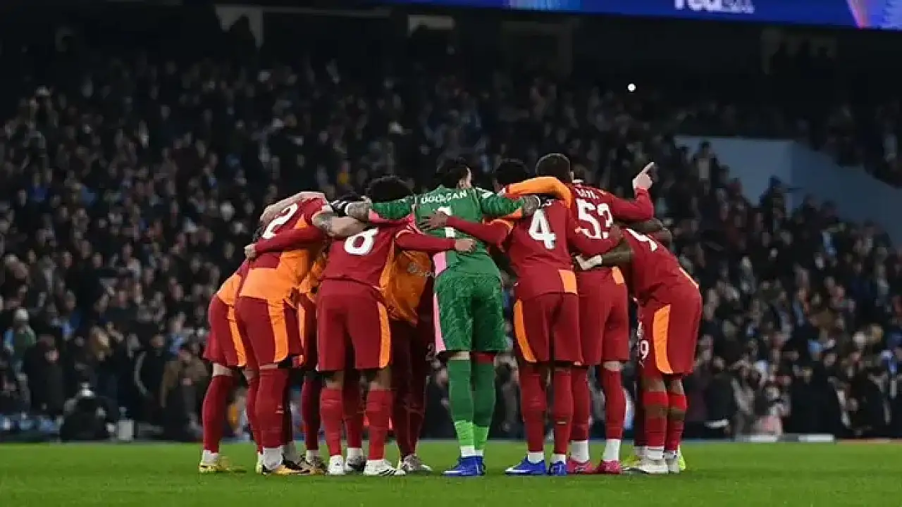 Şampiyonlar Ligi Kura çekimi hangi kanalda? Şampiyonlar Ligi kura çekimi sonuçları belli oldu mu? Galatasaray'a hangi takım çıktı? Fenerbahçe'ye hangi takım çıktı?