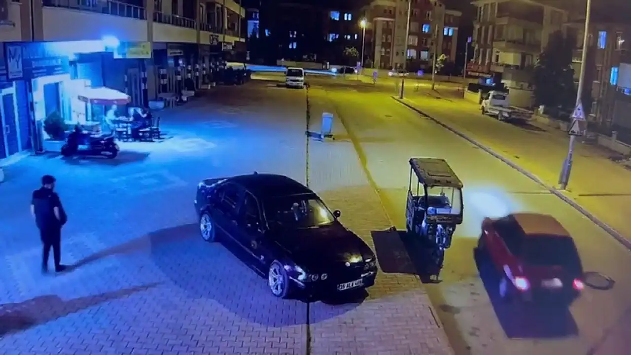 Konya'da kural tanımayan sürücüler faciaya davetiye çıkardılar