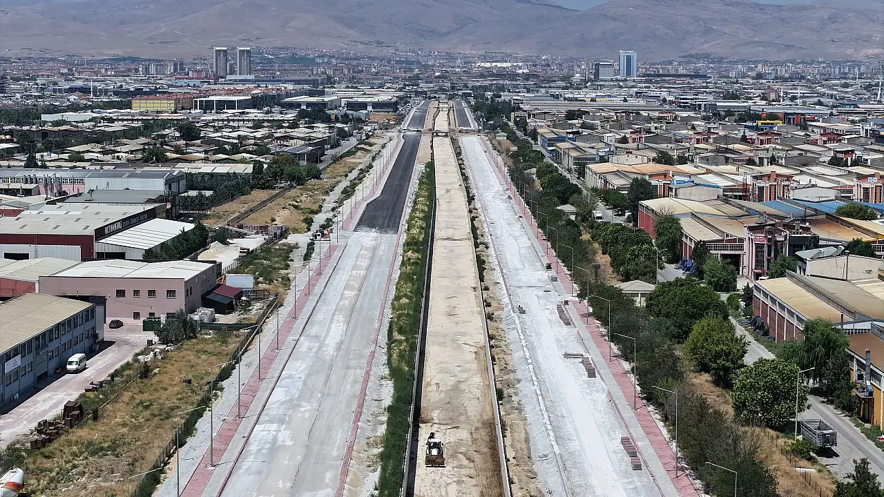 Konya'da sel riskine karşı 700 milyonluk kalkan: Keçili Kanalı'nda çalışmalar sürüyor
