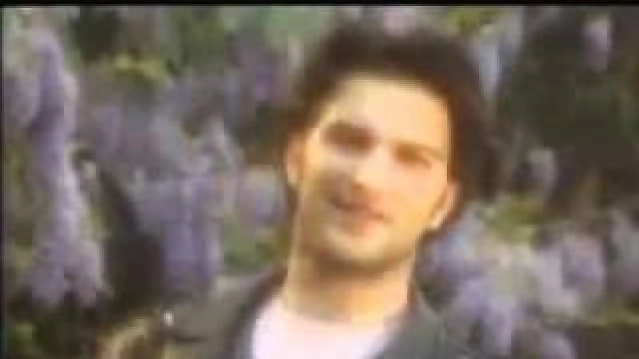 Tarkan 'Kimdi' şarkısında kaç kere 'kimdi' der? Tarkan 'Kimdi' şarkısı ne zaman çıktı?