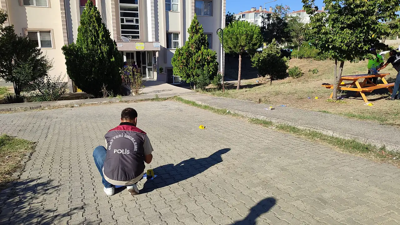 Komşular arasında kanlı kavga! Emekli polis tutuklandı