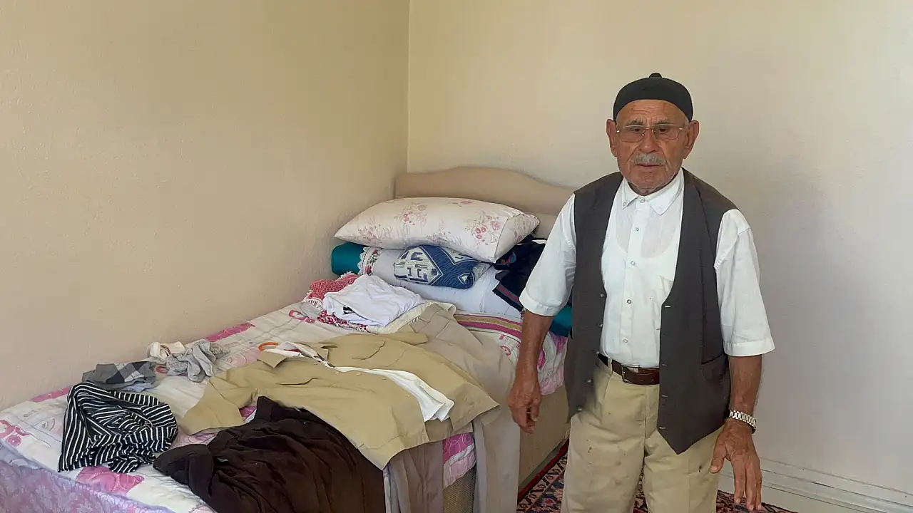 Hastane yüzü görmedi, 100 yaşına geldi! 'Onsuz asla yemek yemem' dediği mucize sır şaşırttı