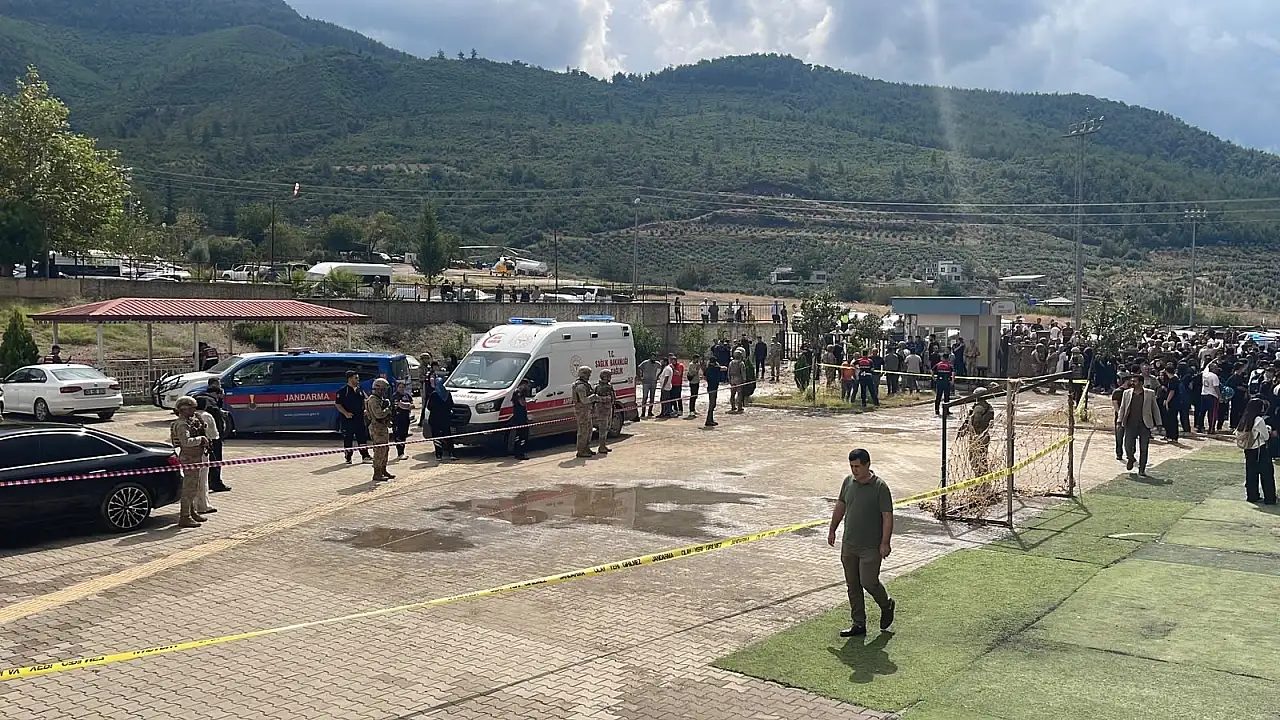 Okulda kan donduran olay! Öğretmen silahlı saldırıda hayatını kaybetti