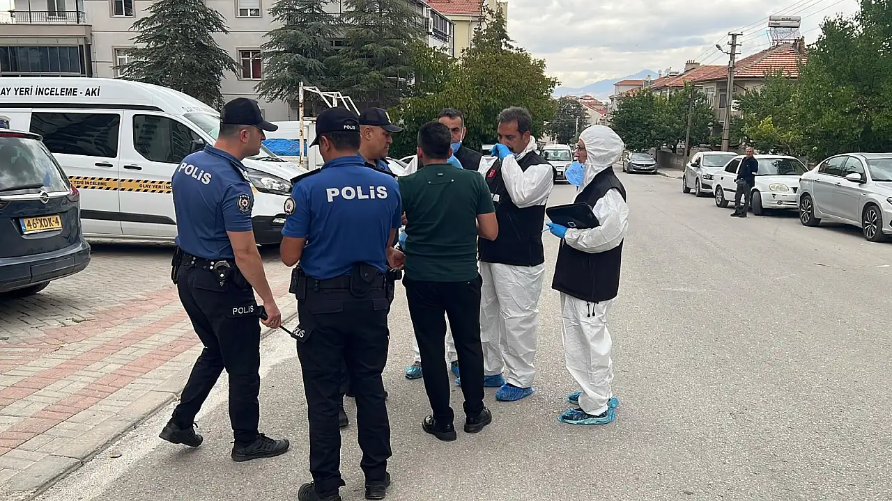Karaman'da dehşete düşüren ölüm! Eve giren ekipler notu görünce apartmanı tahliye etti