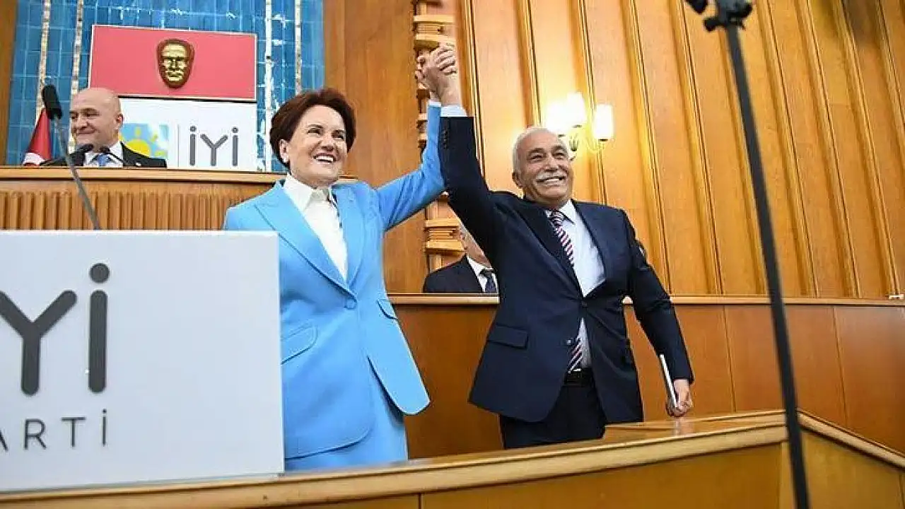 Ahmet Eşref Fakıbaba kimdir? İstifa mı etti? Ahmet Eşref Fakıbaba hangi partiden? Nerenin milletvekili?