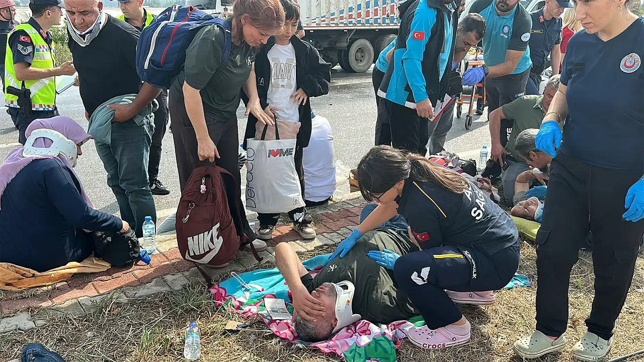 Antalya-Isparta yolunda kaza: Çok sayıda yaralı var!